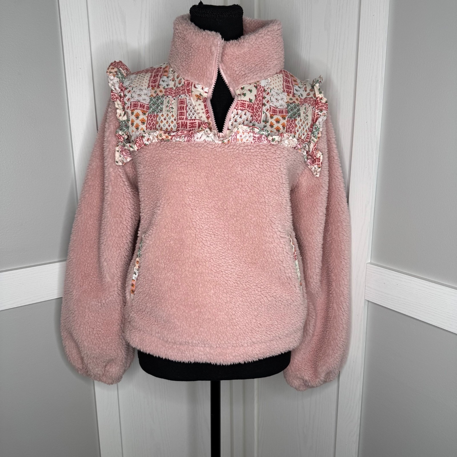 Cozy Pink Fleece Sweater With Patterned Yoke